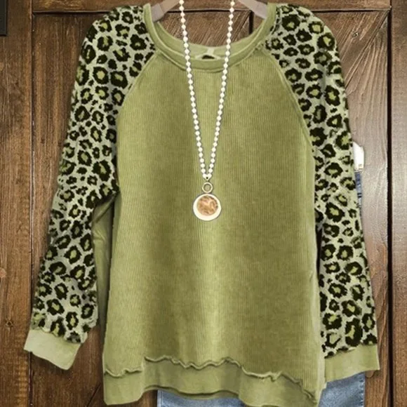 NWT Vintage Leopard Green Sweatshirt Top 3X - Picture 1 of 1